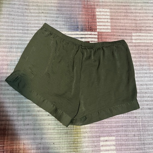 stars above Pants - stars above Olive Green Relaxed Elastic Waist Shorts